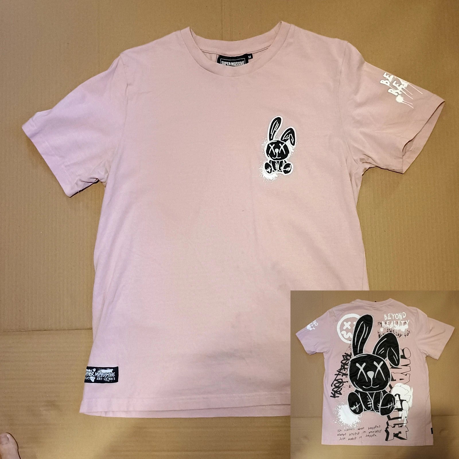 Super Massive Beyond Reality Pop Art Bunny Graphic T-Shirt MEDIUM Embroidered