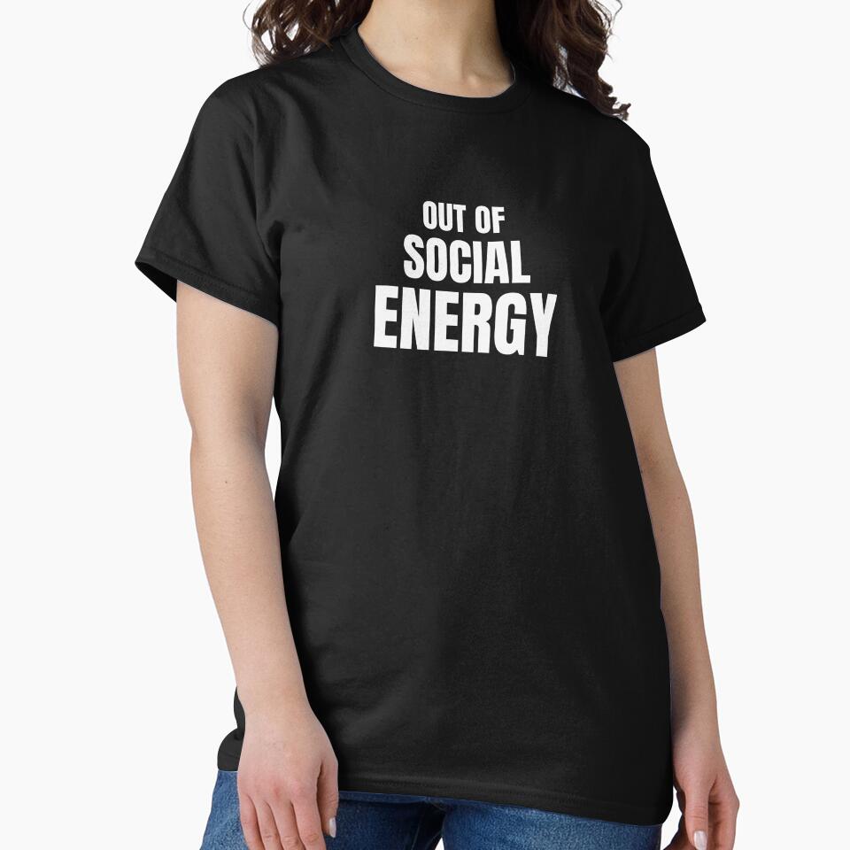 Out of Social Energy – Funny Introvert Quote by ArtPer-design