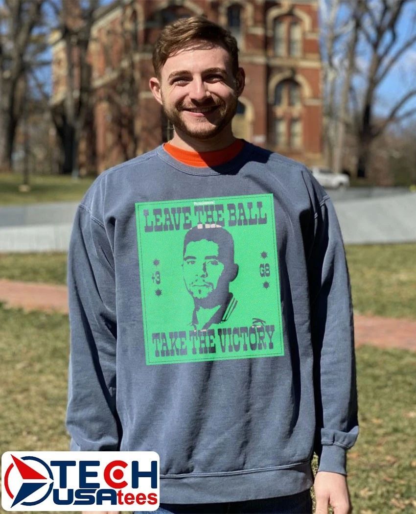 Leave the ball and take the victory shirt