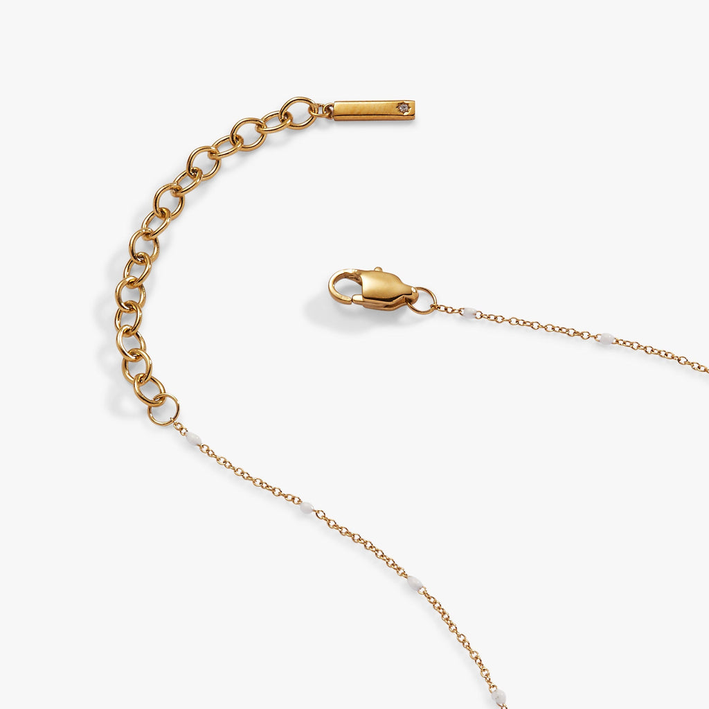 Enamel White Dot Chain Necklace T-Shirts